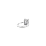 Load image into Gallery viewer, detail of les pinky rectangle cut lab grown diamond ring in platinum by victoire